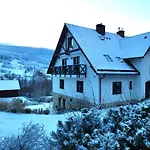 Apartamety I Goscinne Na Jaskolczej 빌라