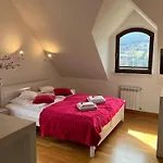 빌라 Apartamety I Goscinne Na Jaskolczej *
