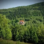 Apartamety I Goscinne Na Jaskolczej Вилла