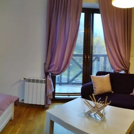 Apartamety I Goscinne Na Jaskolczej Świeradów-Zdrój
