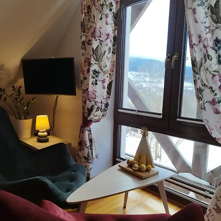 Apartamety I Goscinne Na Jaskolczej Świeradów-Zdrój