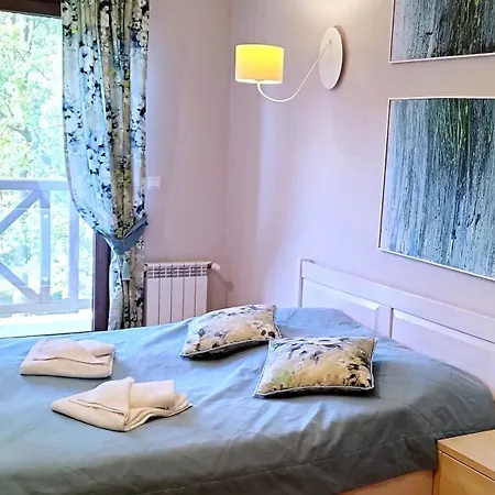 Vila Apartamety I Goscinne Na Jaskolczej *