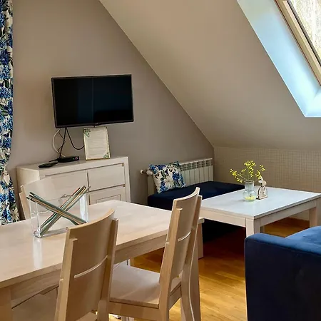 Villa Apartamety I Goscinne Na Jaskolczej Świeradów-Zdrój