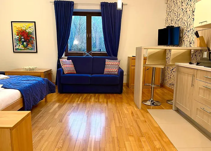 Vila Apartamety I Goscinne Na Jaskolczej *