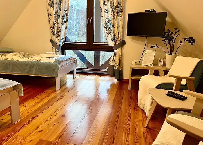 Apartamety I Goscinne Na Jaskolczej * Świeradów-Zdrój