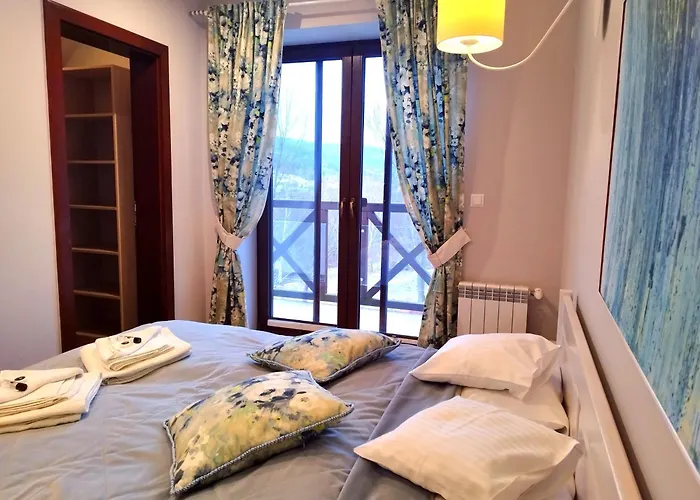 Vila Apartamety I Goscinne Na Jaskolczej *