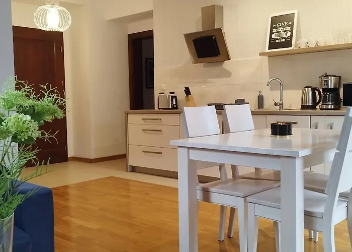 Apartamety I Goscinne Na Jaskolczej Vila Świeradów-Zdrój