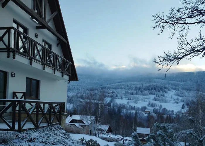 Vila Apartamety I Goscinne Na Jaskolczej *