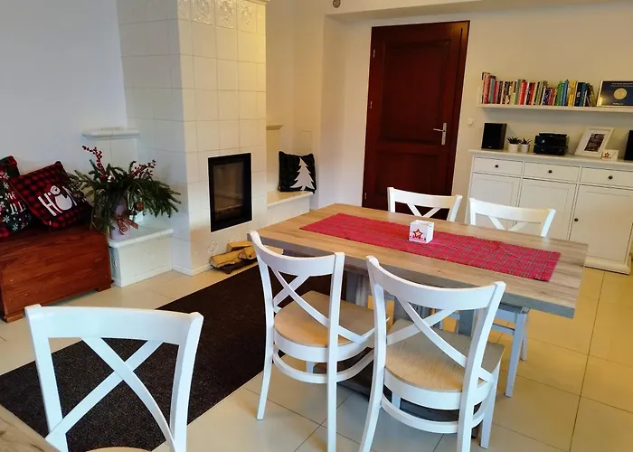 Apartamety I Goscinne Na Jaskolczej
