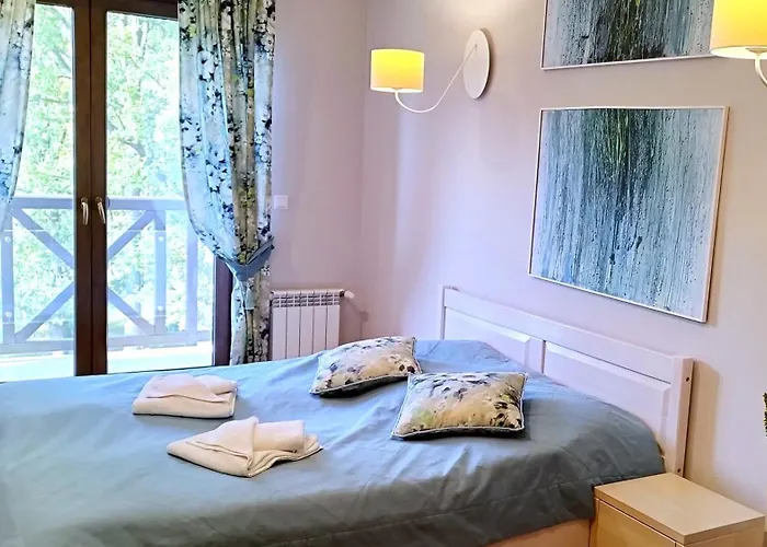 Vila Apartamety I Goscinne Na Jaskolczej *