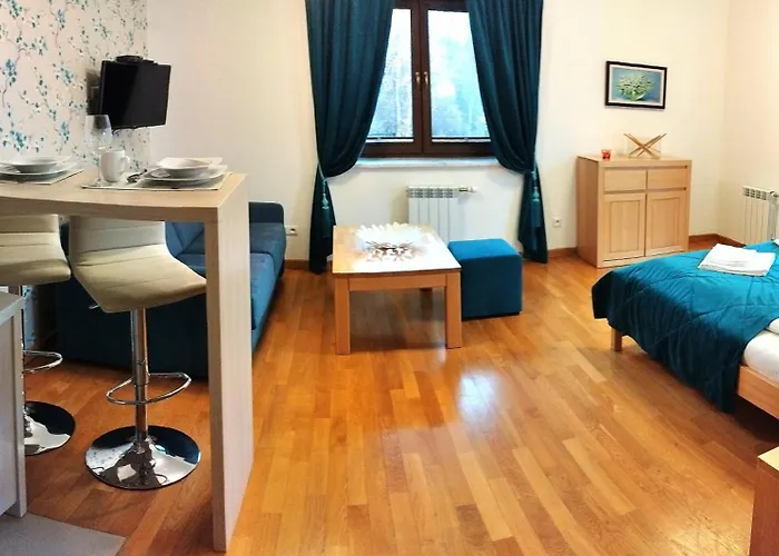 Apartamety I Goscinne Na Jaskolczej * Świeradów-Zdrój