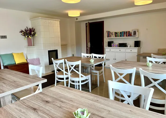 Apartamety I Goscinne Na Jaskolczej