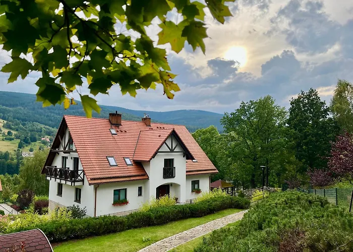 Apartamety I Goscinne Na Jaskolczej Vila Świeradów-Zdrój